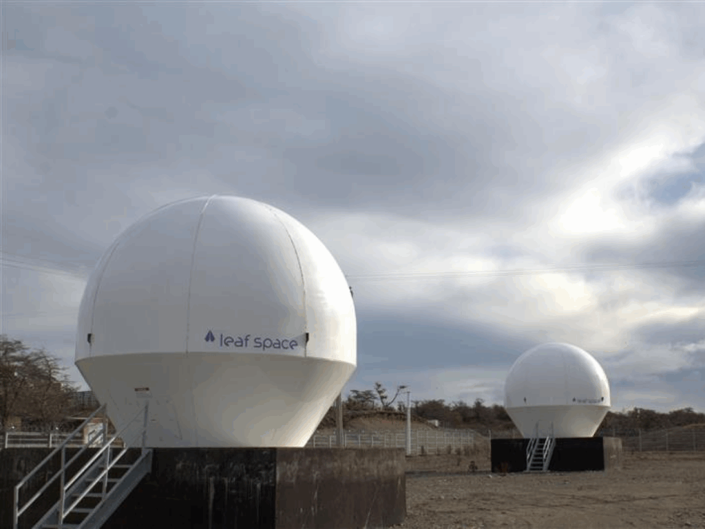 Leaf Space Ground Stations